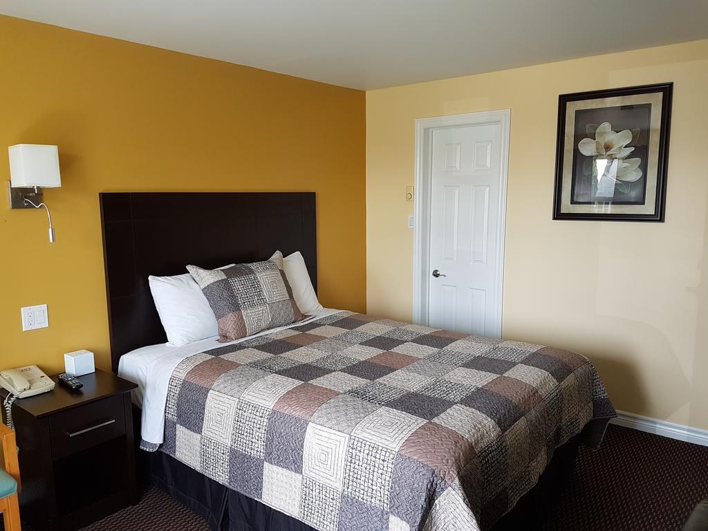 Fox Motor Inn Greater Napanee Cameră foto